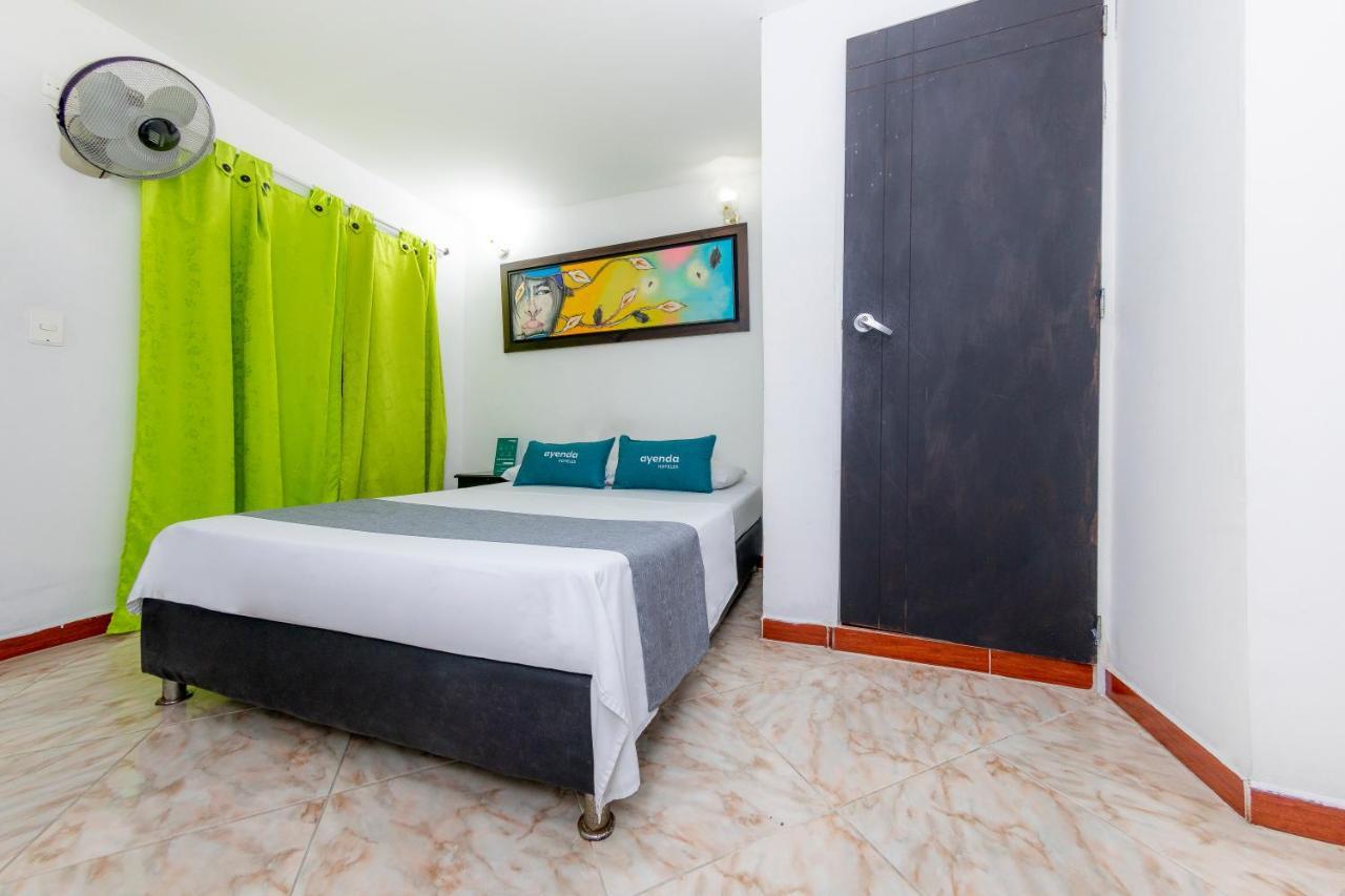 Ayenda Florida Nueva Hotel Medellín Buitenkant foto