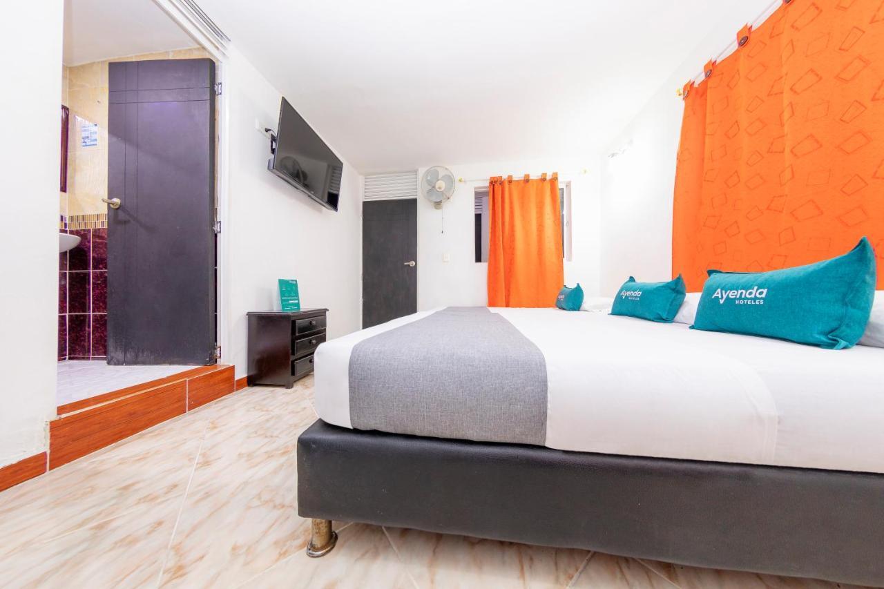 Ayenda Florida Nueva Hotel Medellín Buitenkant foto