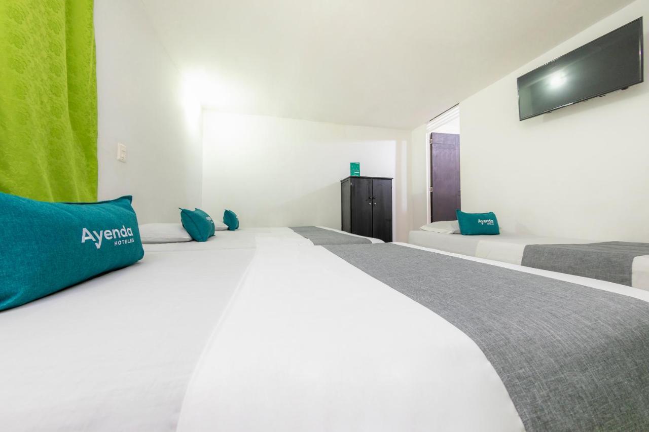 Ayenda Florida Nueva Hotel Medellín Buitenkant foto